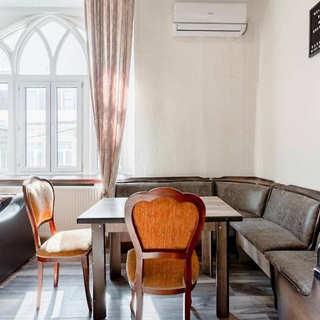 Central Location King Size Bed Tiflis Dış mekan fotoğraf